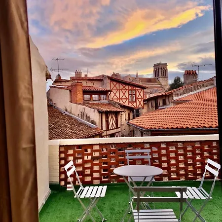 Apartment Le Refuge Medieval - Climatise Perche Sous Les Toits De Billom